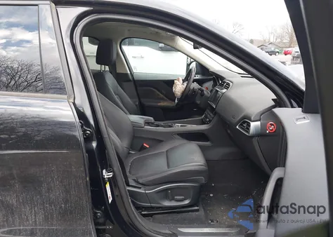 2017 Jaguar F-Pace 20D из США, поврежденный, VIN SADCS2BN5HA092325